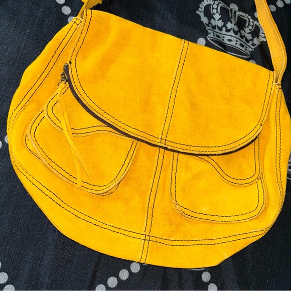 Lucky Brand Vintage Shoulder Bag in Mustard - Picture 2 of 7